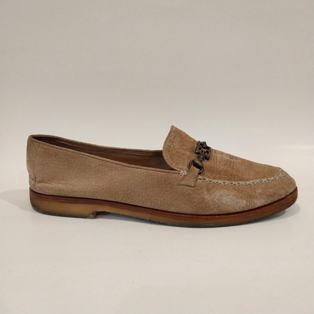 Escada Shoes Womens 8.5 Beige Tan Velvet Loafers Flats Moccasin Logo Rubber Sole